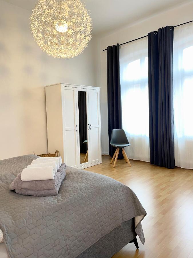 Charmante Ferienwohnung Mit Terrasse Im Herzen Von Норден Екстер'єр фото